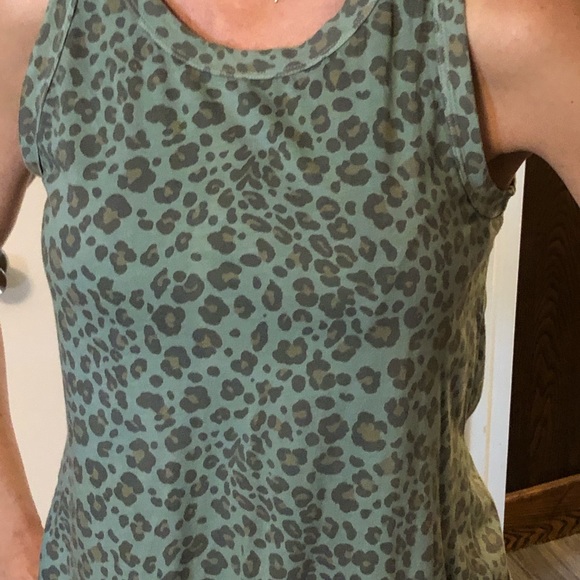 Woman”s top - Picture 13 of 16